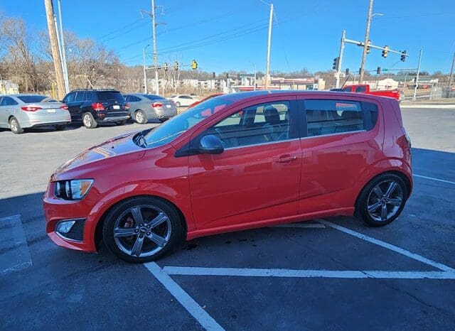 2015 Chevrolet Sonic RS – Hatchback full