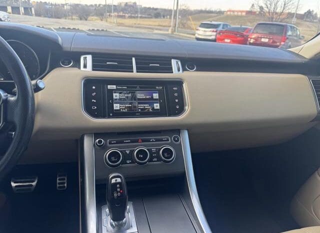 2016 Land Rover Range Rover Sport SE full