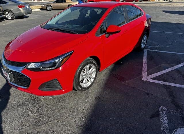 2019 Chevrolet Cruze LT full