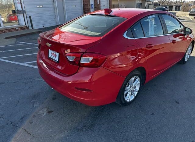 2019 Chevrolet Cruze LT full