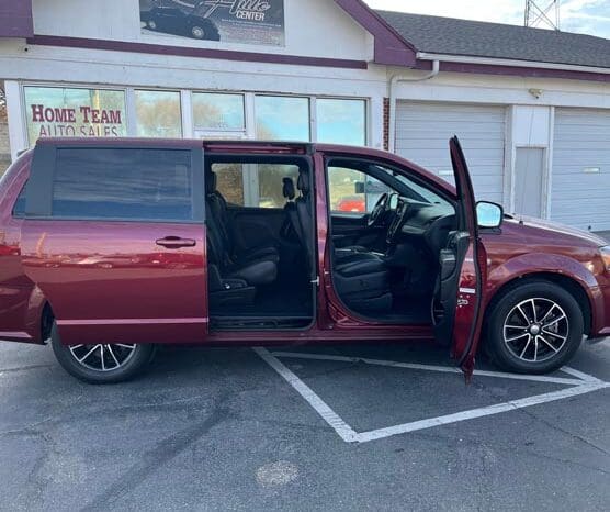 2019 Dodge Grand Caravan Passenger GT Minivan full