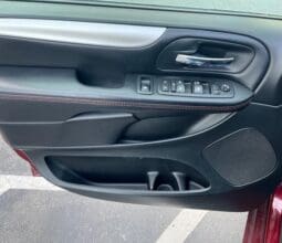 2019 Dodge Grand Caravan Passenger GT Minivan full