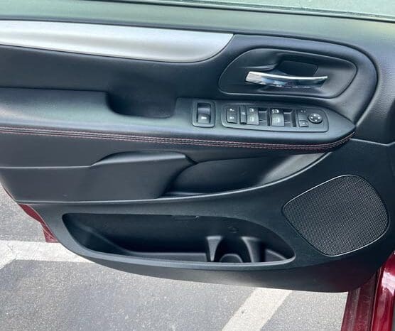 2019 Dodge Grand Caravan Passenger GT Minivan full