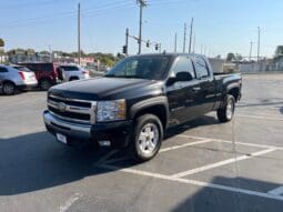 2011 Chevrolet Silverado 1500 Extended Cab LT – 4WD full