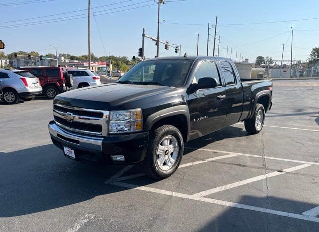 2011 Chevrolet Silverado 1500 Extended Cab LT – 4WD full