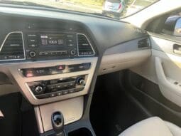 2017 Hyundai Sonata SE full