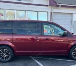 2019 Dodge Grand Caravan Passenger GT Minivan full