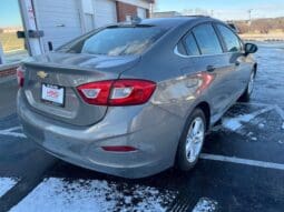 2018 Chevrolet Cruze LT full