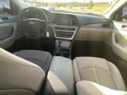 2017 Hyundai Sonata SE full