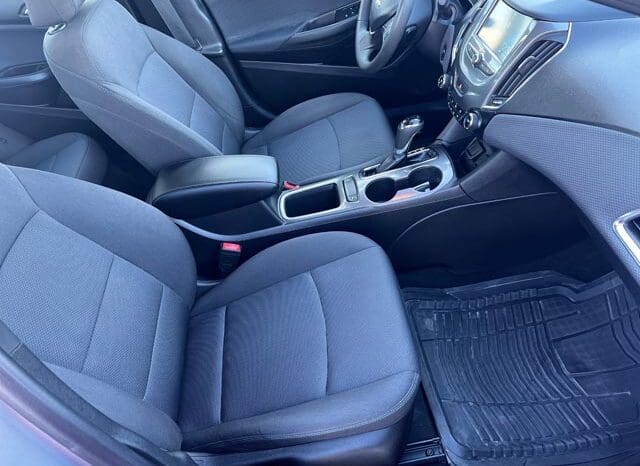 2018 Chevrolet Cruze LT full