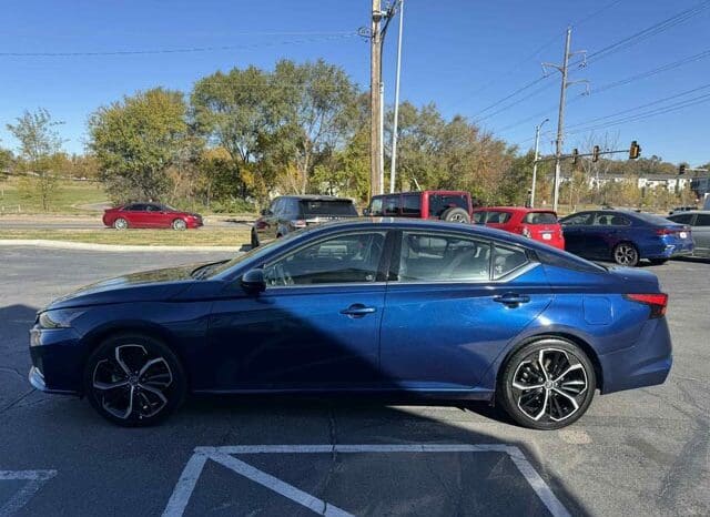 2023 Nissan Altima 2.5 SR full