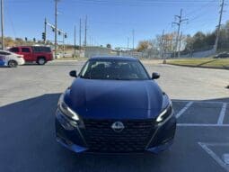 2023 Nissan Altima 2.5 SR full