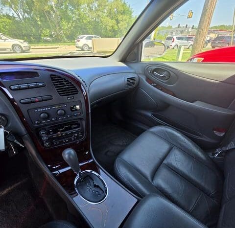 2001 Oldsmobile Aurora V6 Sedan 4D full