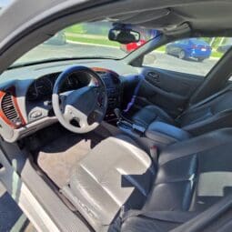 2001 Oldsmobile Aurora V6 Sedan 4D full