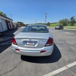 2001 Oldsmobile Aurora V6 Sedan 4D full