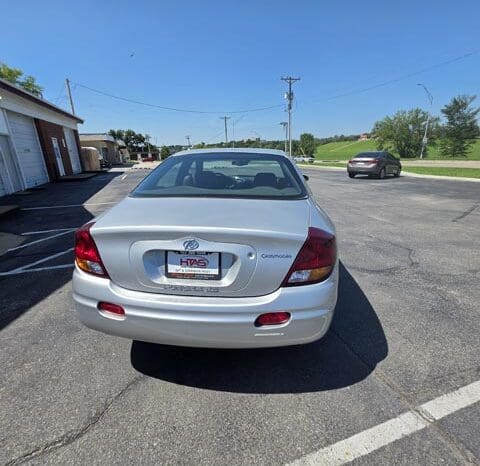 2001 Oldsmobile Aurora V6 Sedan 4D full