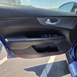2021 Kia Forte FE Sedan 4D full