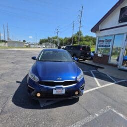 2021 Kia Forte FE Sedan 4D full