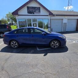 2021 Kia Forte FE Sedan 4D full