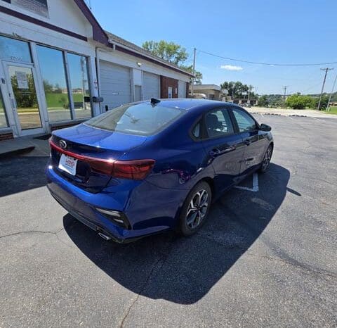 2021 Kia Forte FE Sedan 4D full
