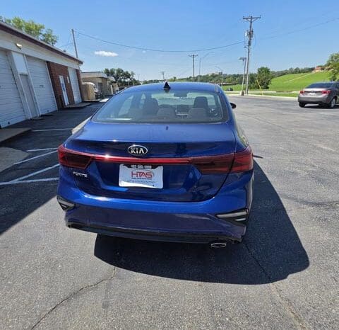 2021 Kia Forte FE Sedan 4D full