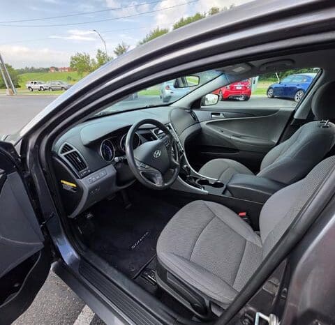 2011 Hyundai Sonata full